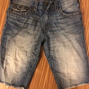 Men’s true religion cut off shorts
